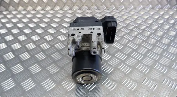 Lexus IS 220D-250-350 ABS Pump 4454053041 8954153040