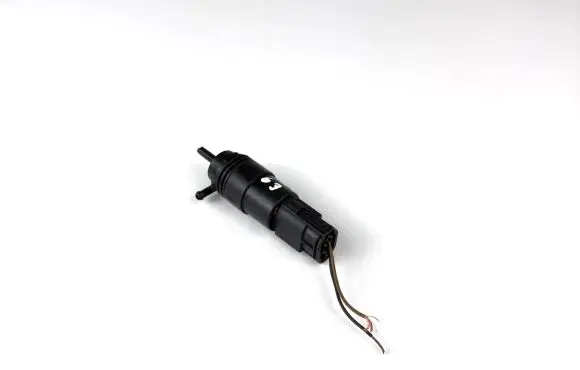 BMW 7 E38 Windscreen/windshield washer pump 67128360244 8360244
