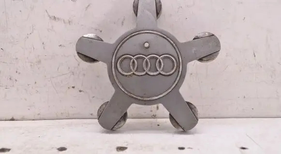Audi A6 S6 C6 4F Original wheel cap 4F0601165