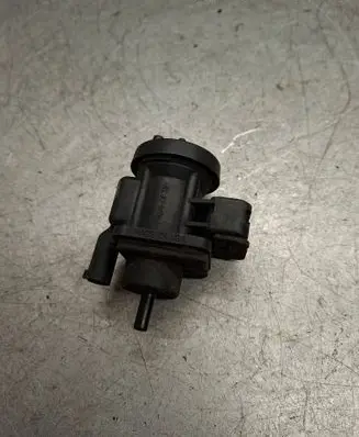 Mercedes-Benz E W211 Turbo solenoid valve 0005450427