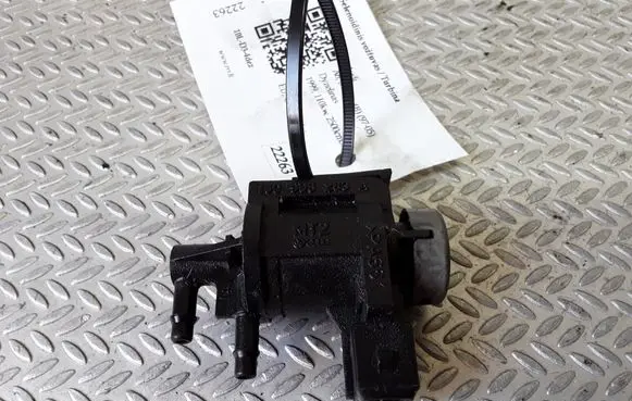 Audi A6 S6 C5 4B Turbo solenoid valve 1J0906283A