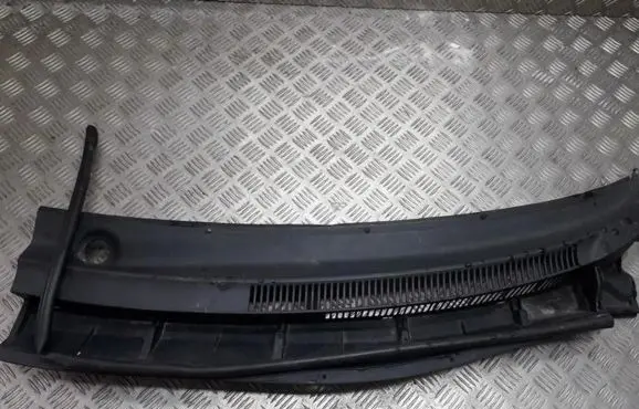 Wiper trim