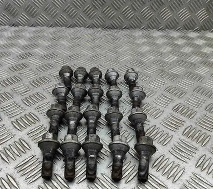 Opel Movano B Nuts/bolts 93858987