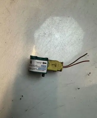 Suzuki Swift I Sensor 3893062J00