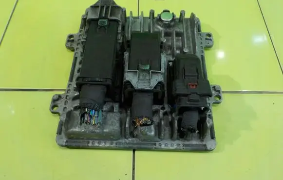Opel Insignia A Engine control unit/module 55494205