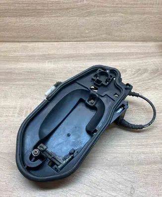 Front door exterior handle/bracket