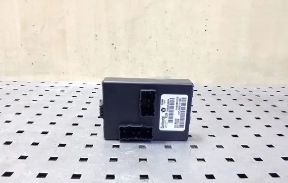 Jeep Grand Cherokee Tailgate/trunk control unit/module 05026480AN 2840328315300