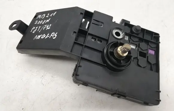 Mercedes-Benz E W211 Fuse box set 2119820402