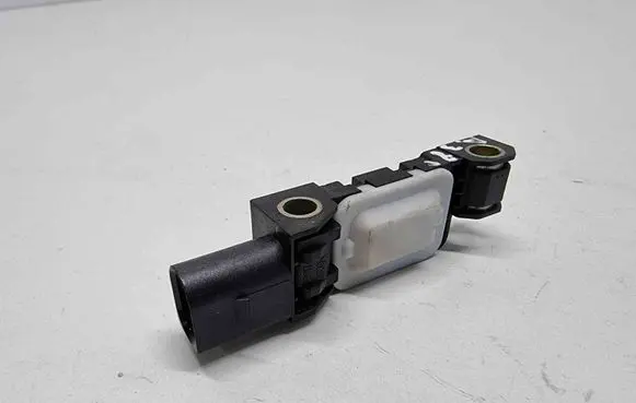 Audi A3 S3 8P Airbag deployment crash/impact sensor 4B0959643E 171003 0232H075X957