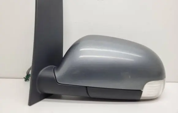 Volkswagen Touran I Front door electric wing mirror 