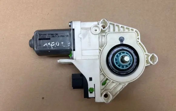 Audi A6 Allroad C6 Rear door window regulator motor 4F0959802C