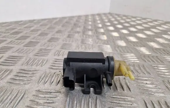Peugeot 3008 I Turbo solenoid valve 9672875080