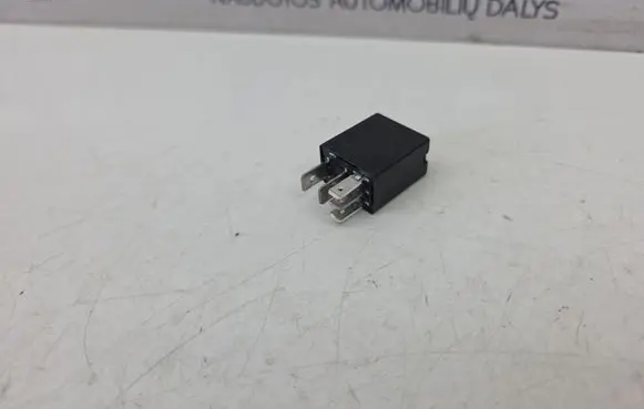 Renault Megane II Other relay 7700414484