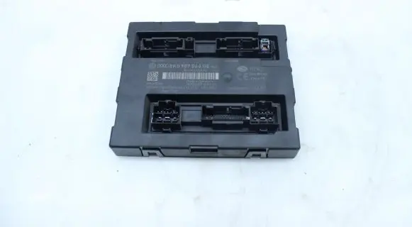 Audi A4 S4 B8 8K Comfort/convenience module 8K0907064GE