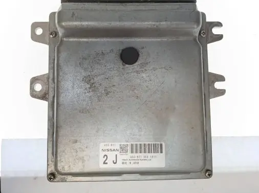 Nissan X-Trail T31 Engine control unit/module 58877157 A56H318E81917 A56H3