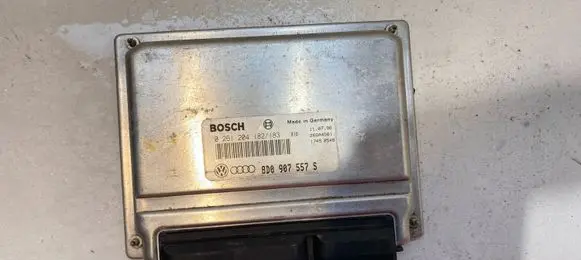 Audi A4 S4 B5 8D Engine control unit/module 0261204182 8D0907557S 26SA4561