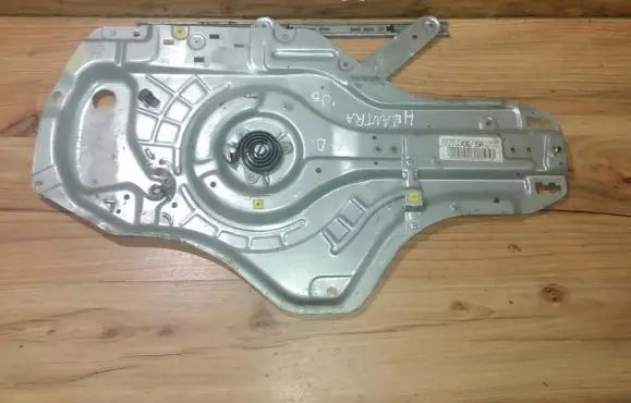 Hyundai Elantra Sliding door window regulator with motor 824802d062
