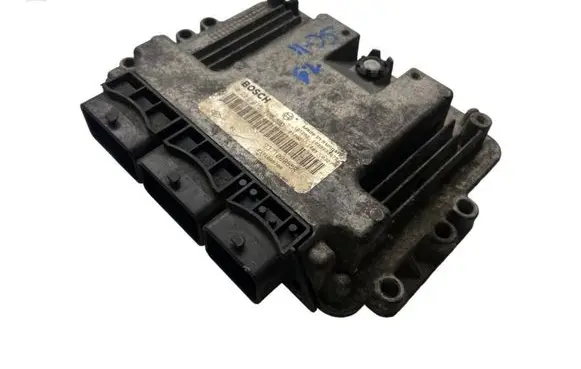 Renault Scenic III - Grand scenic III Engine control unit/module 237100870R 237100055R 0281015798
