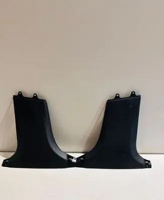 Mercedes-Benz GLC X253 C253 (B) pillar trim (bottom) A2536900625 A2536900525