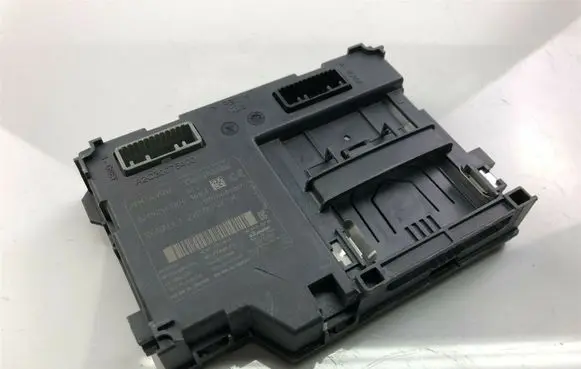 Renault Captur Other control units/modules 285905719R S404