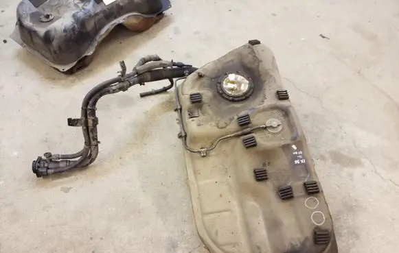 Hyundai ix35 Fuel tank 311102Y000 11001880209