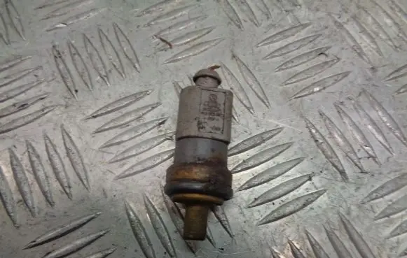 Audi A6 Allroad C6 Coolant temperature sensor 06A919501