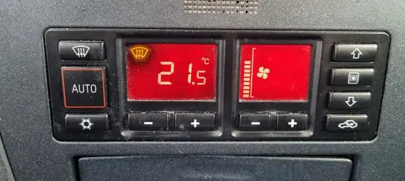 Audi A3 S3 8L Climate control unit 8L0820043D