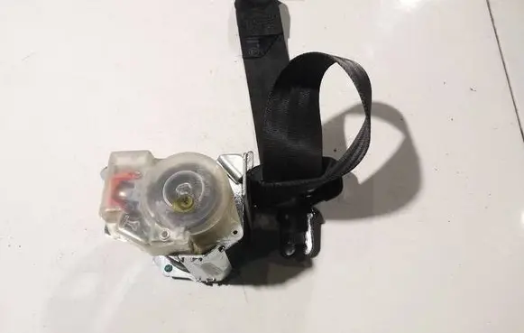 Skoda Octavia Mk2 (1Z) Middle seatbelt (rear) 898501H000