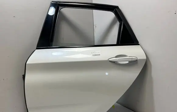 BMW 2 F45 Rear door 9631839 7294231