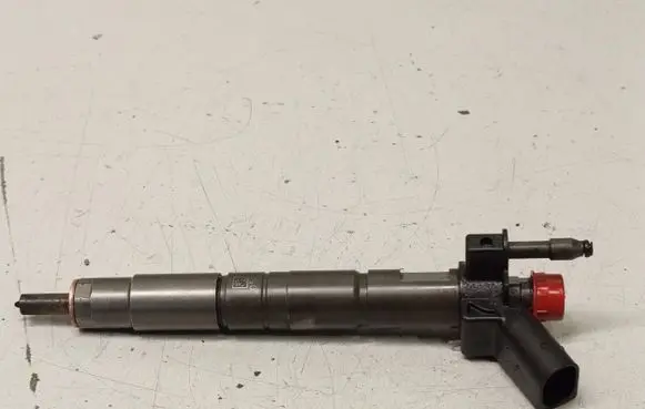 BMW 5 GT F07 Fuel injector 7823461 782346101 0445117030