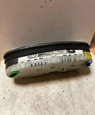 Audi A3 S3 8L Speedometer (instrument cluster) 8L0919860E