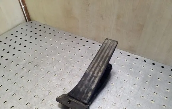 BMW 5 E60 E61 Accelerator throttle pedal