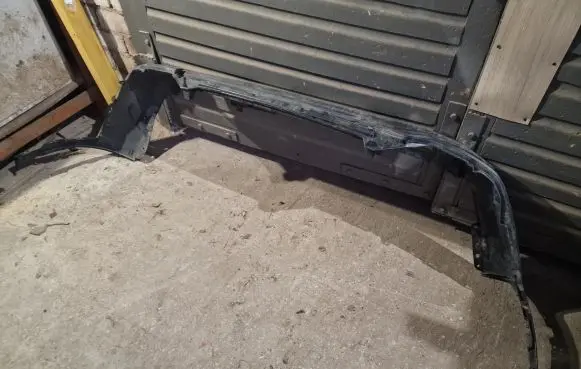 Rear bumper lower part trim
