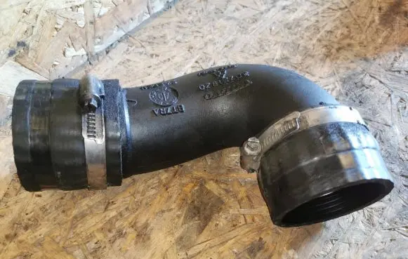 Volvo S60 Intercooler hose/pipe 30751920