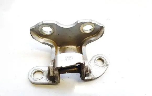 Toyota Urban Cruiser (XP110) Rear door lower hinge