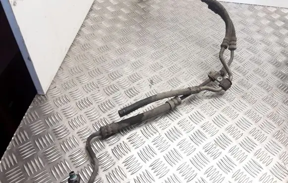 Power steering hose/pipe/line