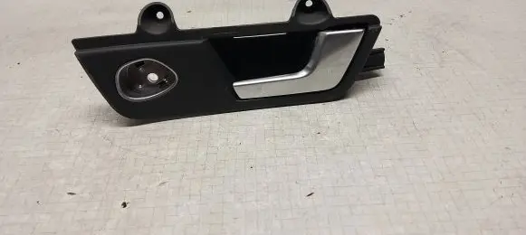 Audi A4 S4 B6 8E 8H Front door interior handle 8E1837020G