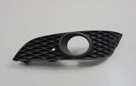 Opel Astra H Front bumper lower grill 13225764