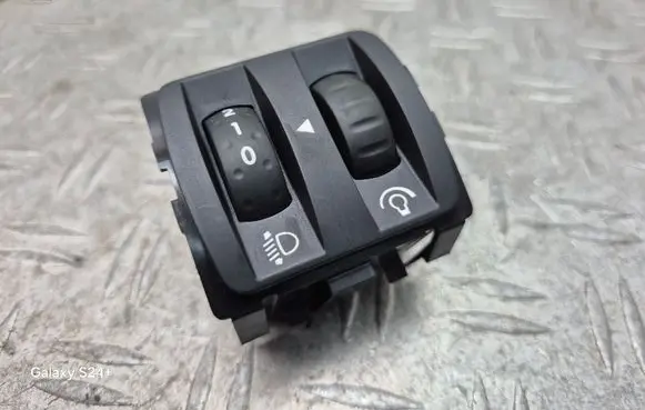 Renault Captur Headlight level height control switch 251900567R
