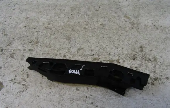 Skoda Kamiq Front bumper mounting bracket 658807184