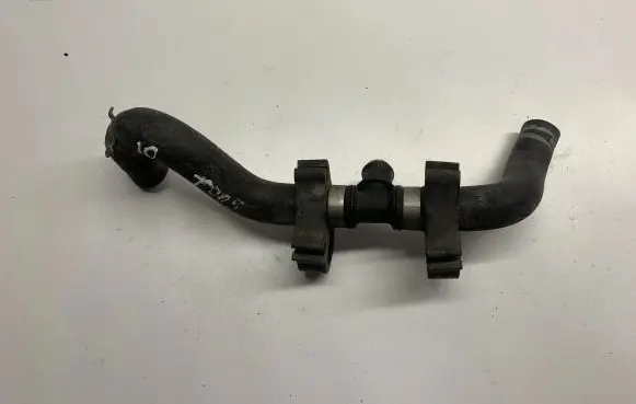 BMW 2 F22 F23 Engine coolant pipe/hose