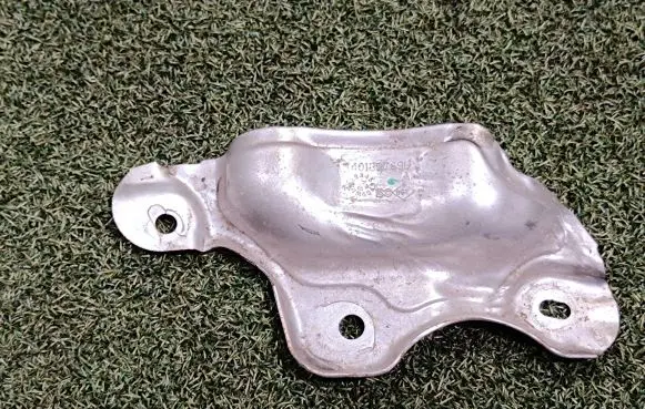 Renault Master III Exhaust heat shield 140139769R