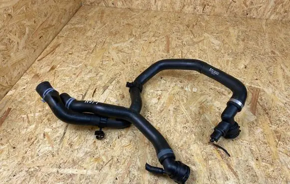 Volkswagen Golf VII Engine coolant pipe/hose 5Q0121049AC ZD010213