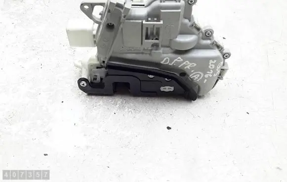 Audi Q5 SQ5 Front door lock 8j2837016e
