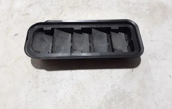Volvo XC60 Fender grill 31449325
