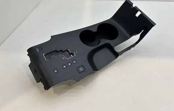 Hyundai ix35 Gear shifter surround trim plastic 846522Y000
