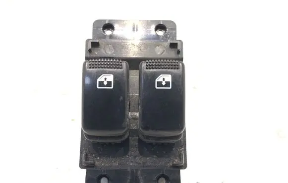 Hyundai i10 Electric window control switch 