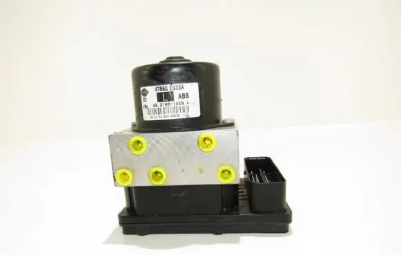 Nissan Navara D40 ABS Pump 47660eb33a