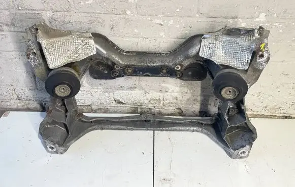 Mercedes-Benz C W203 Front subframe 2036280157