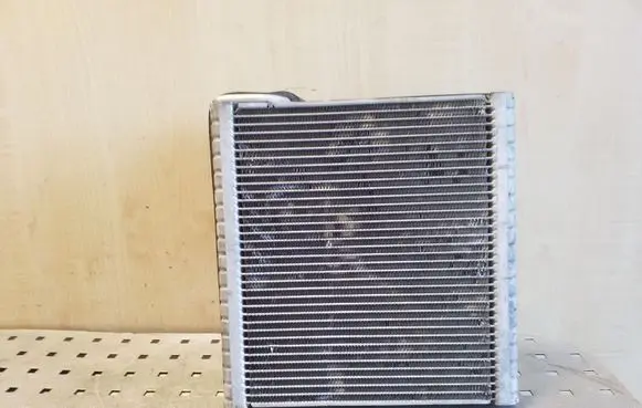 Air conditioning (A/C) radiator (interior)
